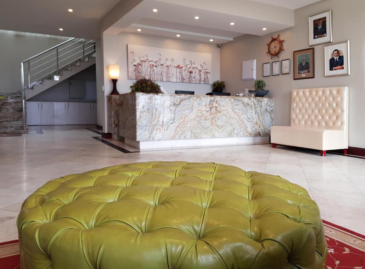 Flamingo Villas Boutique Hotel Волфіш-Бей Екстер'єр фото