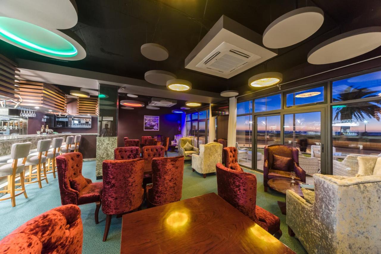 Flamingo Villas Boutique Hotel Волфіш-Бей Екстер'єр фото