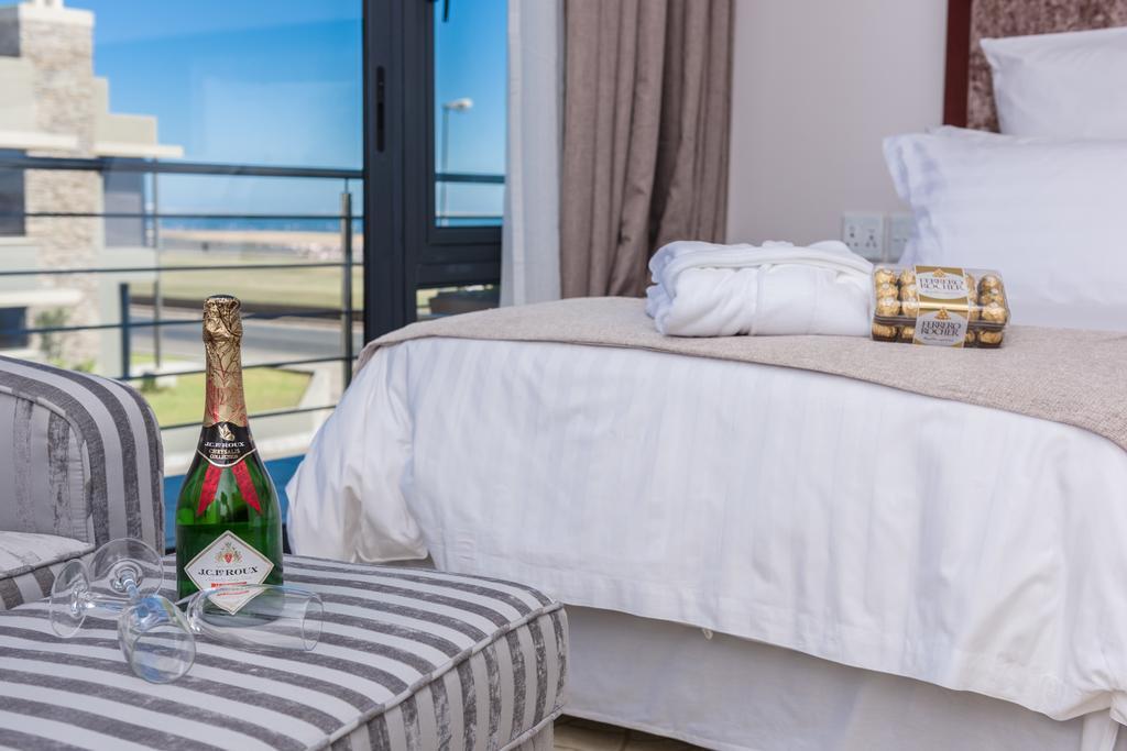 Flamingo Villas Boutique Hotel Волфіш-Бей Екстер'єр фото